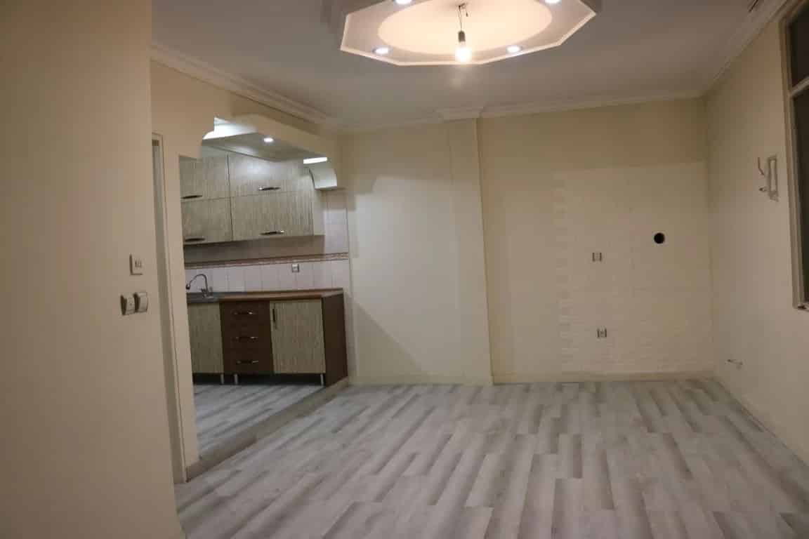 فروش آپارتمان در تهران - کارون تقاطع آذربایجان ابتدای کوچه عطایی - 4/5