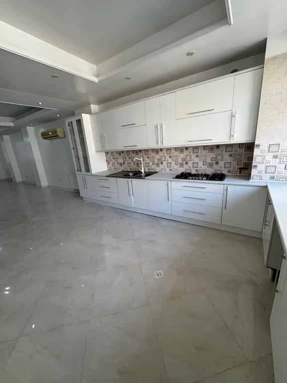 فروش آپارتمان در Tehran - مجید قائمی راسخ - 2/5
