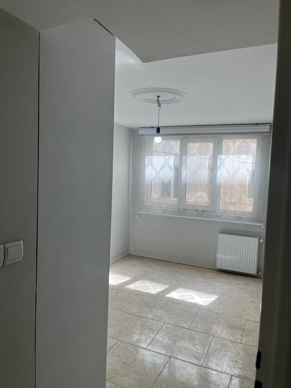 فروش آپارتمان در تهران - سی متری جی خیابان سادات کوچه قاسمی پلاک 11 - 4/5