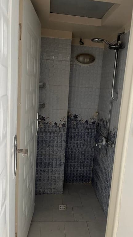 فروش آپارتمان در تهران - سی متری جی خیابان سادات کوچه قاسمی پلاک 11 - 5/5