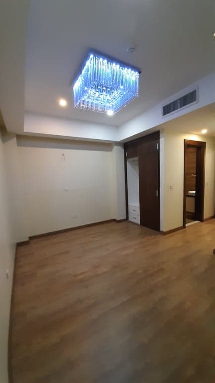 فروش آپارتمان در تهران - سردار دریا - 4/5